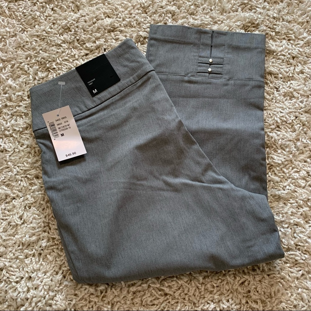 NWT Ricki’s Gray Capri Pants